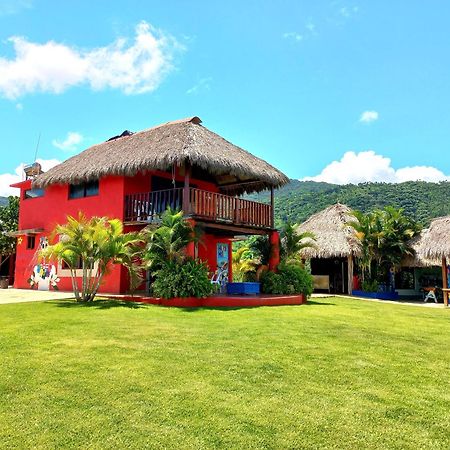 Treasure By The Sea Resort - Happy Hill Chimo Экстерьер фото